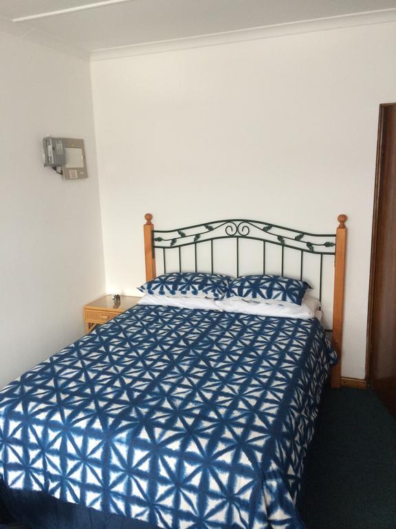 Backpacker Apartments Plettenberg Bay Ruang foto