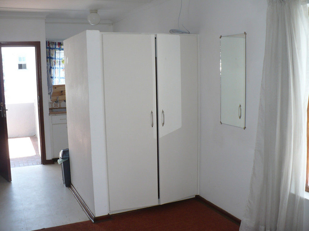 Backpacker Apartments Plettenberg Bay Bagian luar foto