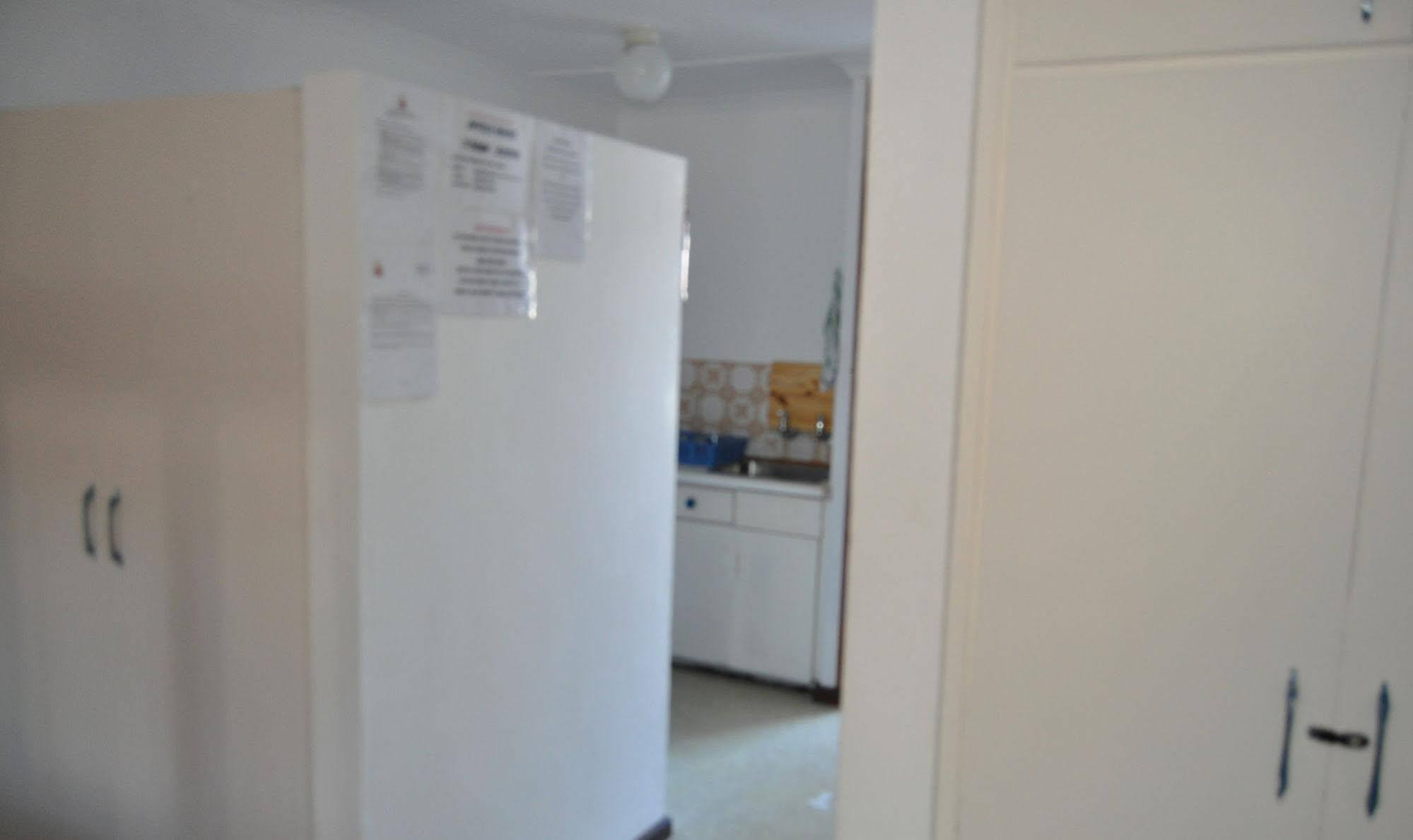 Backpacker Apartments Plettenberg Bay Bagian luar foto