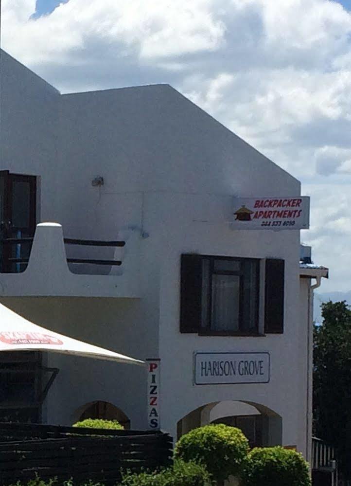 Backpacker Apartments Plettenberg Bay Bagian luar foto